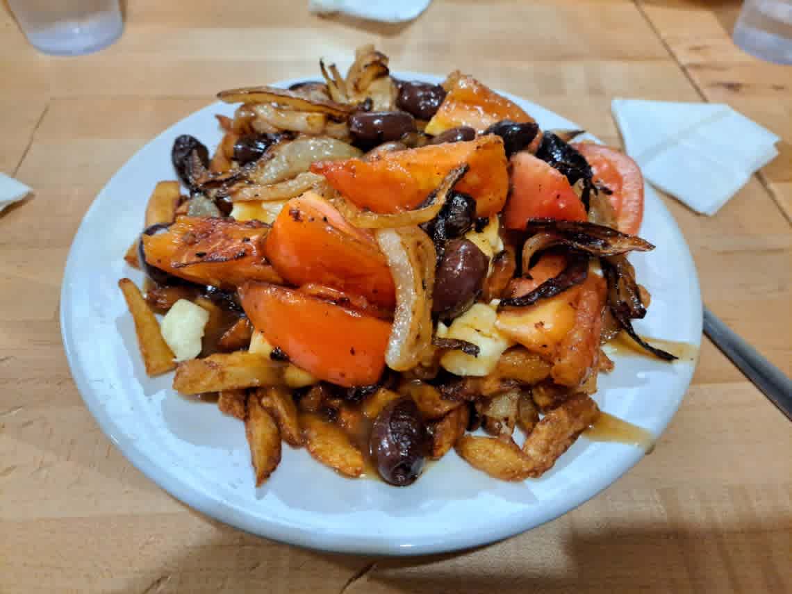 Chez Claudette poutine