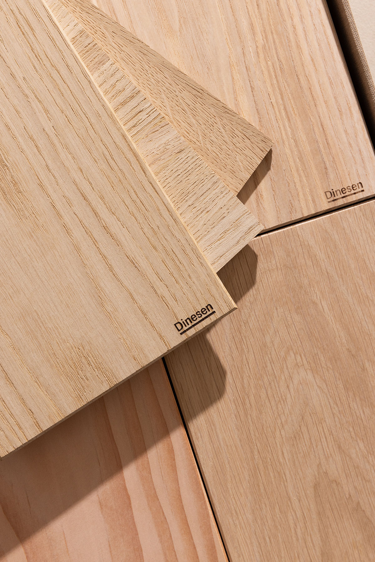 Dinesen Mini Sample Box Layers