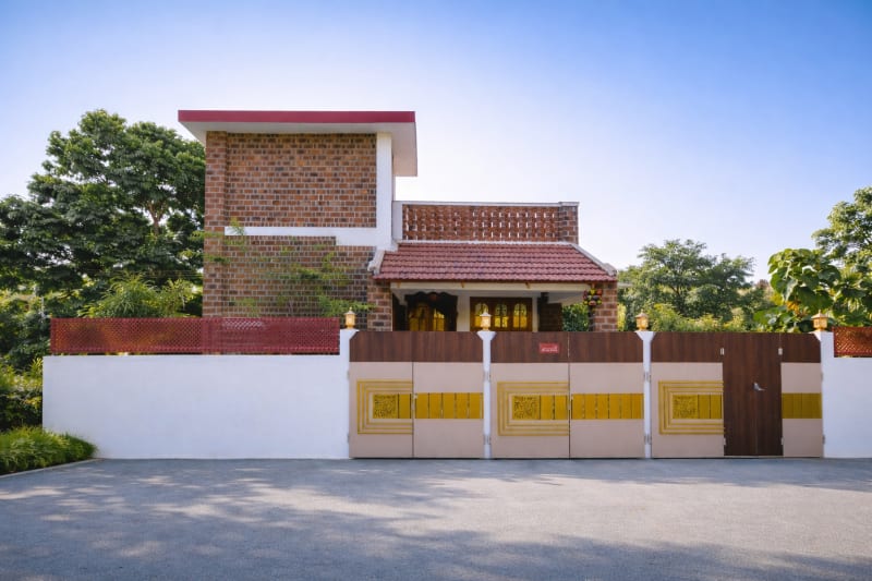 Golden Loom Homestay — Varav client