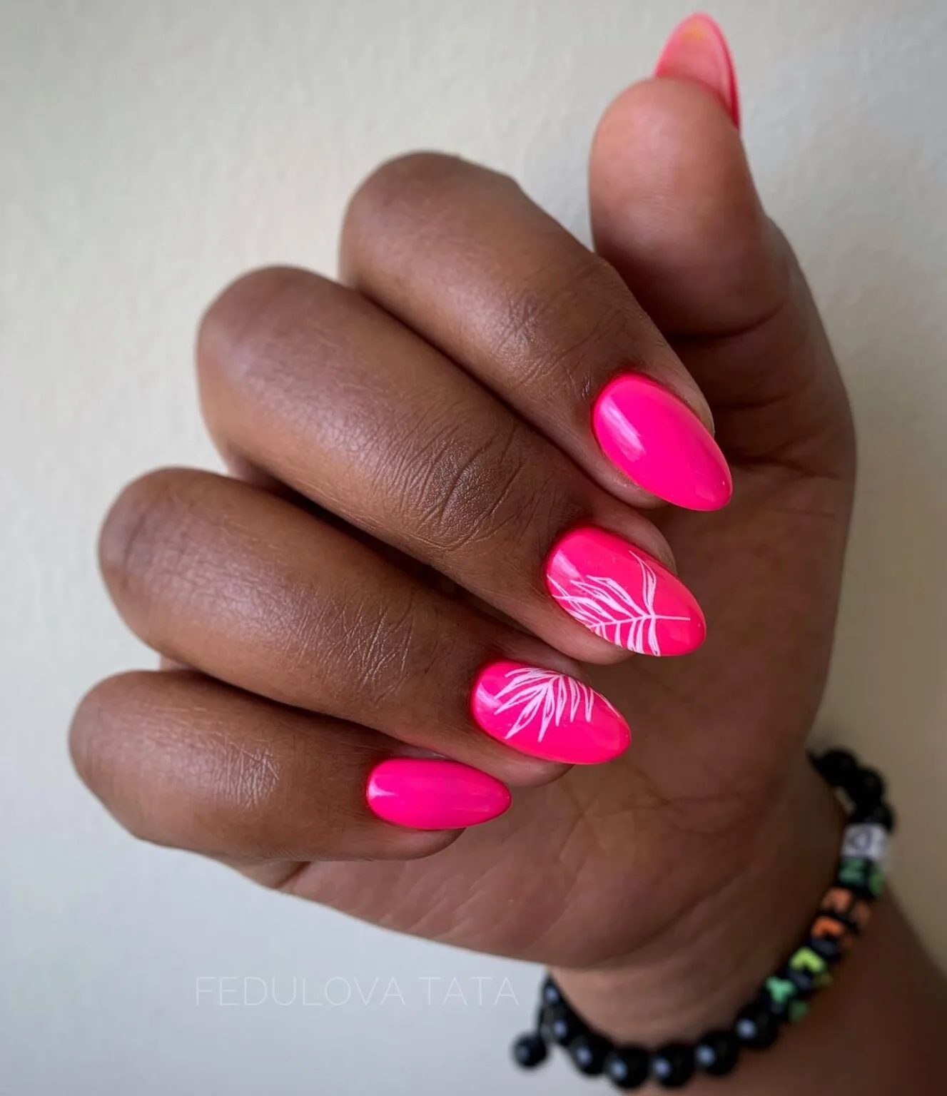STICKON NAILS 