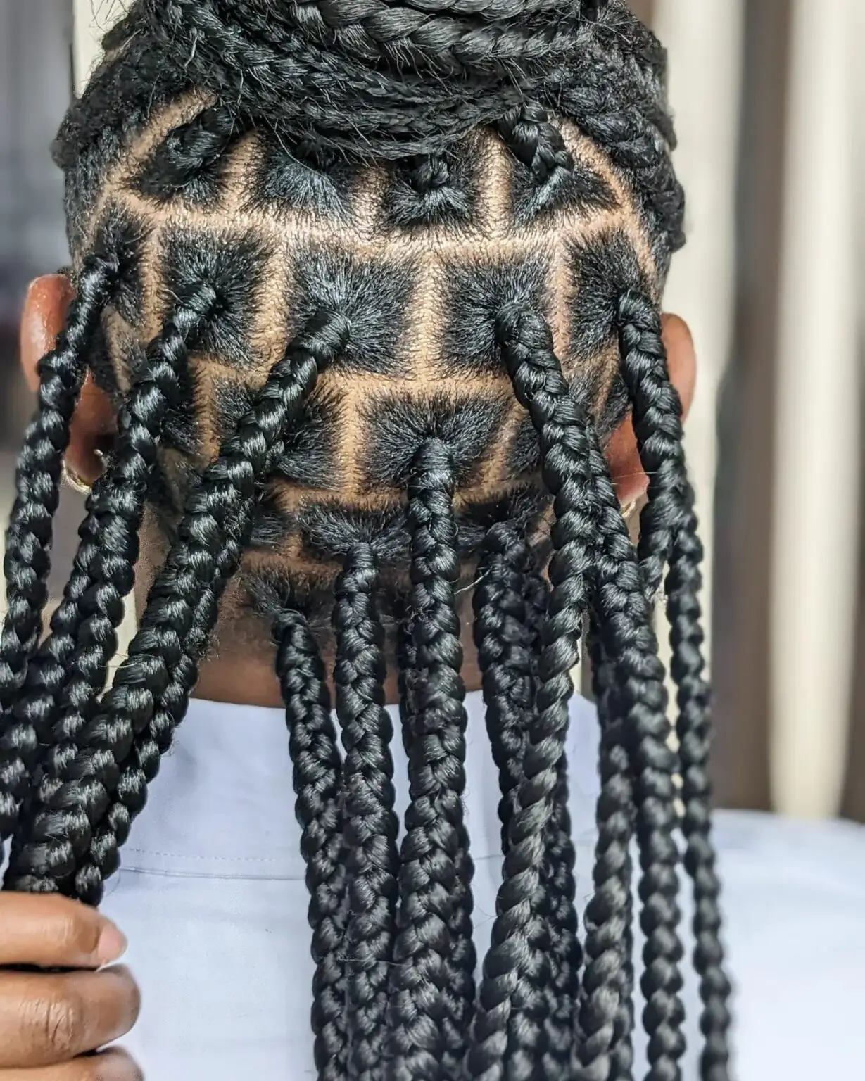 KNOTLESS HAIR BRAIDS 