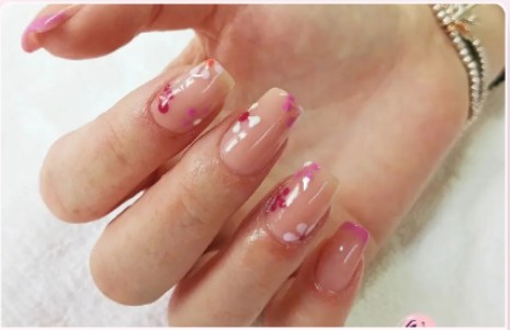 MANICURE + GEL POLISH APPLICATION