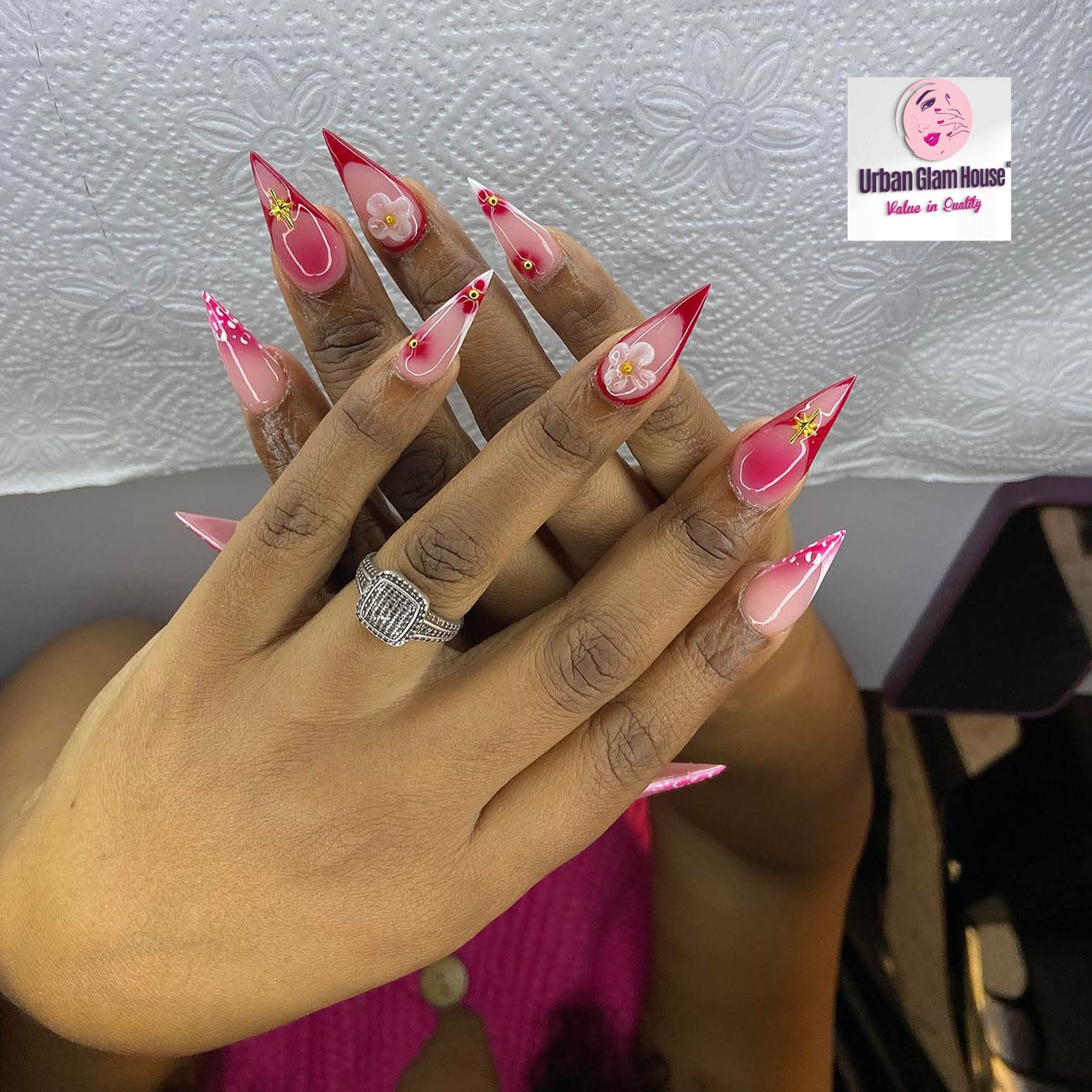 Nails services