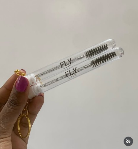 GLITTER LASH WANDs
