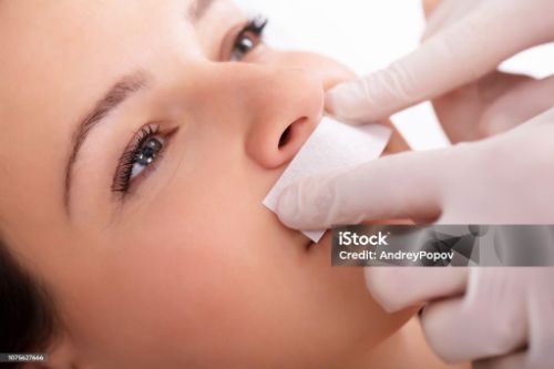 UPPER LIP WAXING 