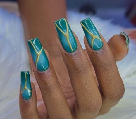 NAIL ART