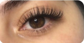 Eyelashes services