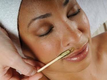 UPPER LIP WAXING