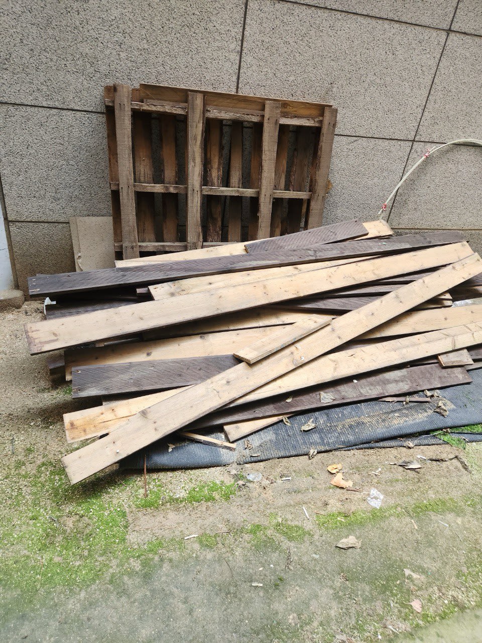 당일 처리 가능한 전문 폐기물 수거 서비스, 에코프렌즈가 경기 수원시부터 수도권 전역까지 책임집니다!