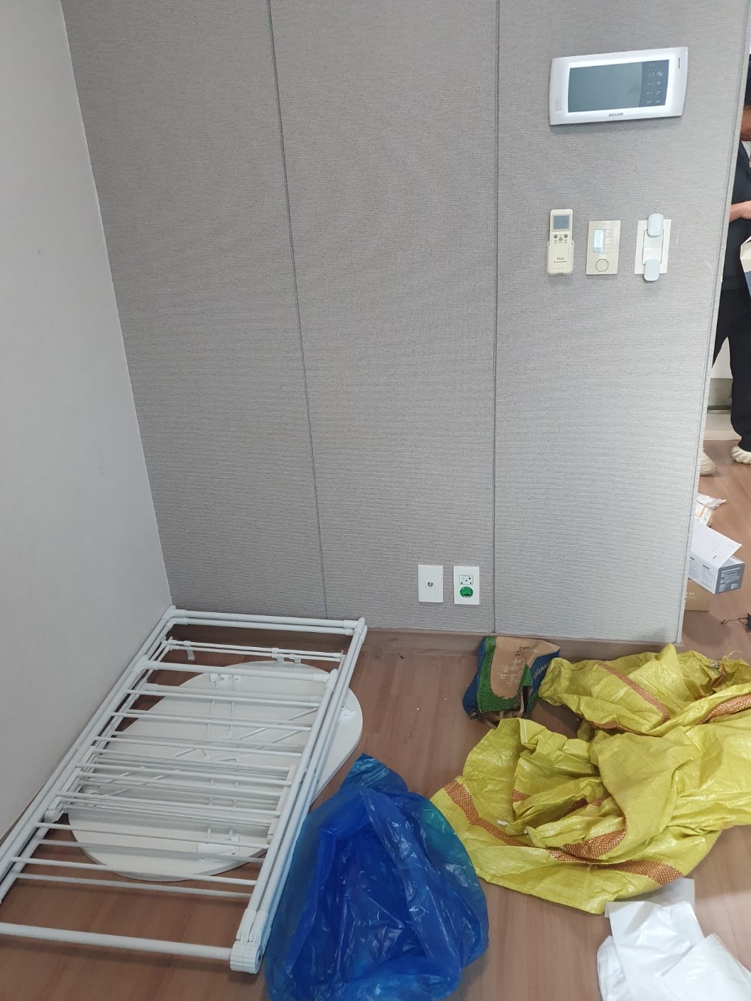 오피스텔 이사 폐기물 수거 작업 전_에코프렌즈