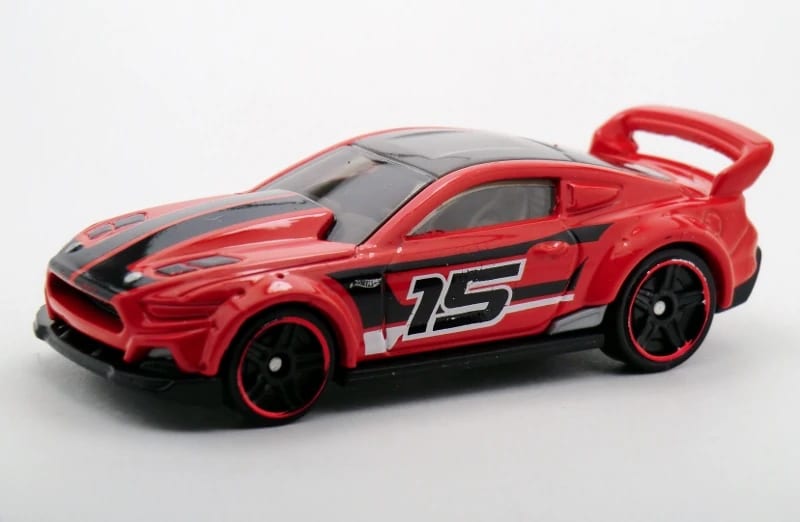 Custom '15 Ford Mustang
