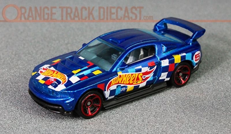 Custom '12 Ford Mustang
