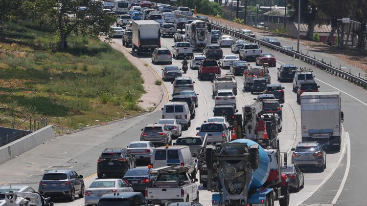 Gas Prices Rise Above $4 Ahead of Memorial Day Weekend