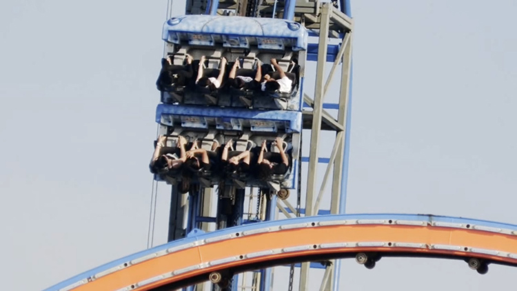 Riders Rescued from Roller Coaster in Texas, Buffalo Residents React