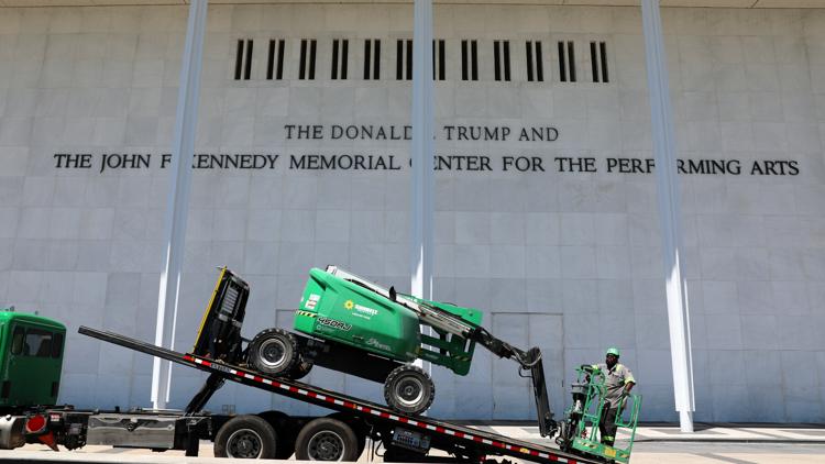 Kennedy Center Removes Trump References After Judge's Ruling