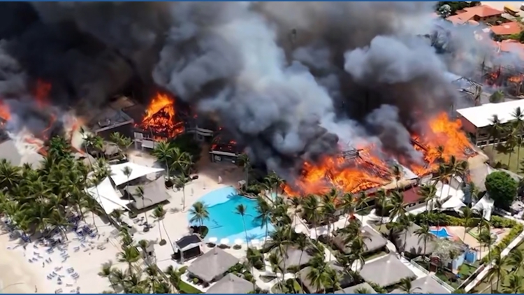 Deadly Fire at Dominican Republic Resort Forces Tourists to Evacuate