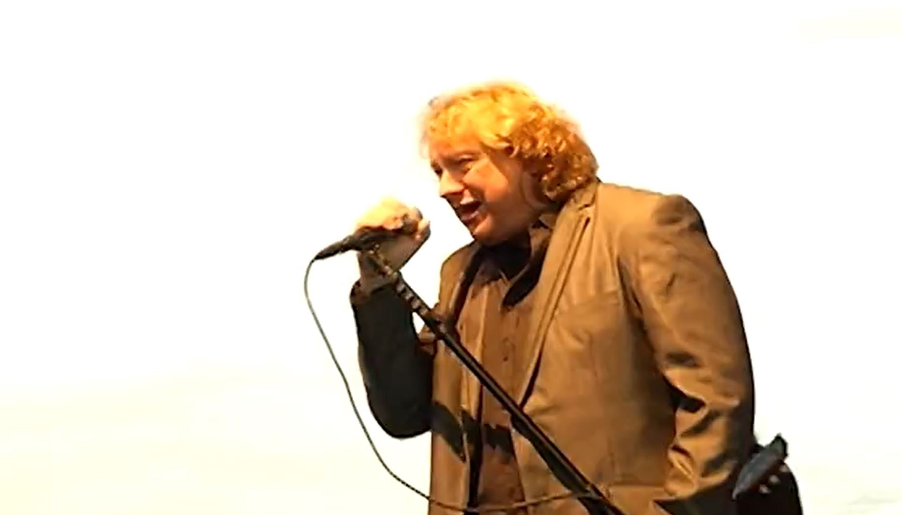 Lou Gramm to Meet Fans at House of Guitars in Rochester