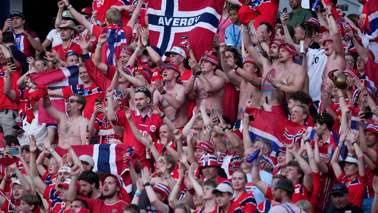 Norway Fans Rally for World Cup Victory