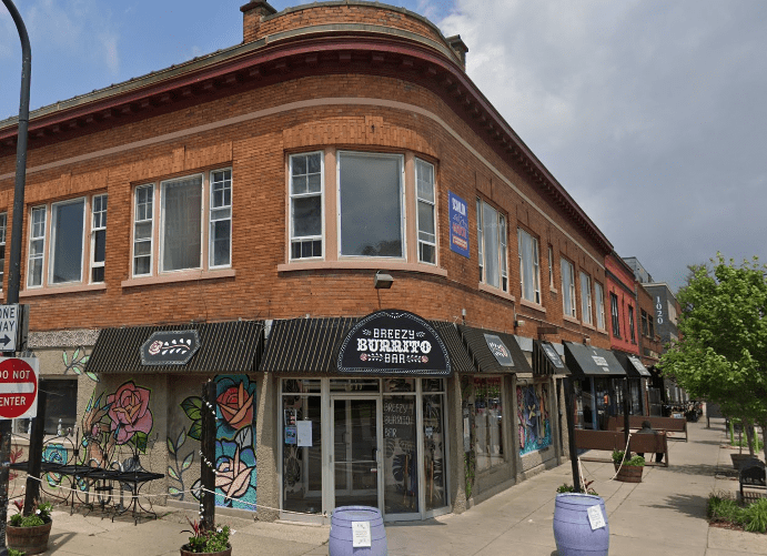 Breezy Burrito Bar on Elmwood Closing