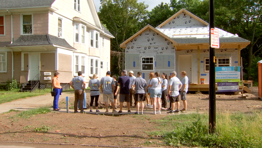 Rochester's Habitat for Humanity Expands Services
