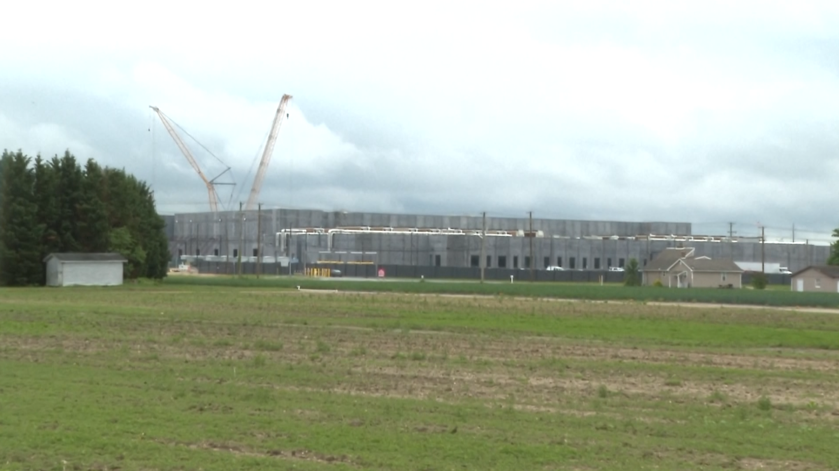 Henrietta Proposes Zoning Changes for Data Centers Following State Moratorium