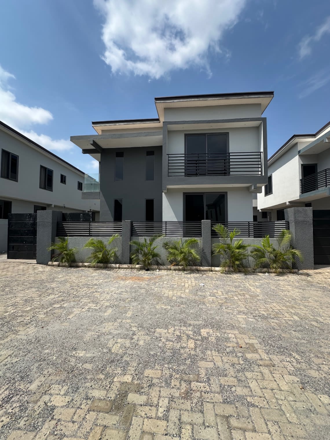 3 bedroom apartment in Haatso - image 10