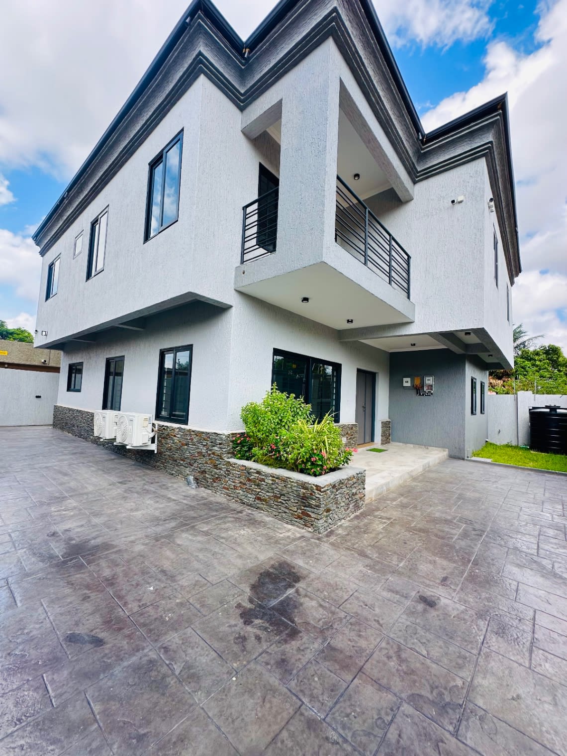 4 bedroom house in North Legon