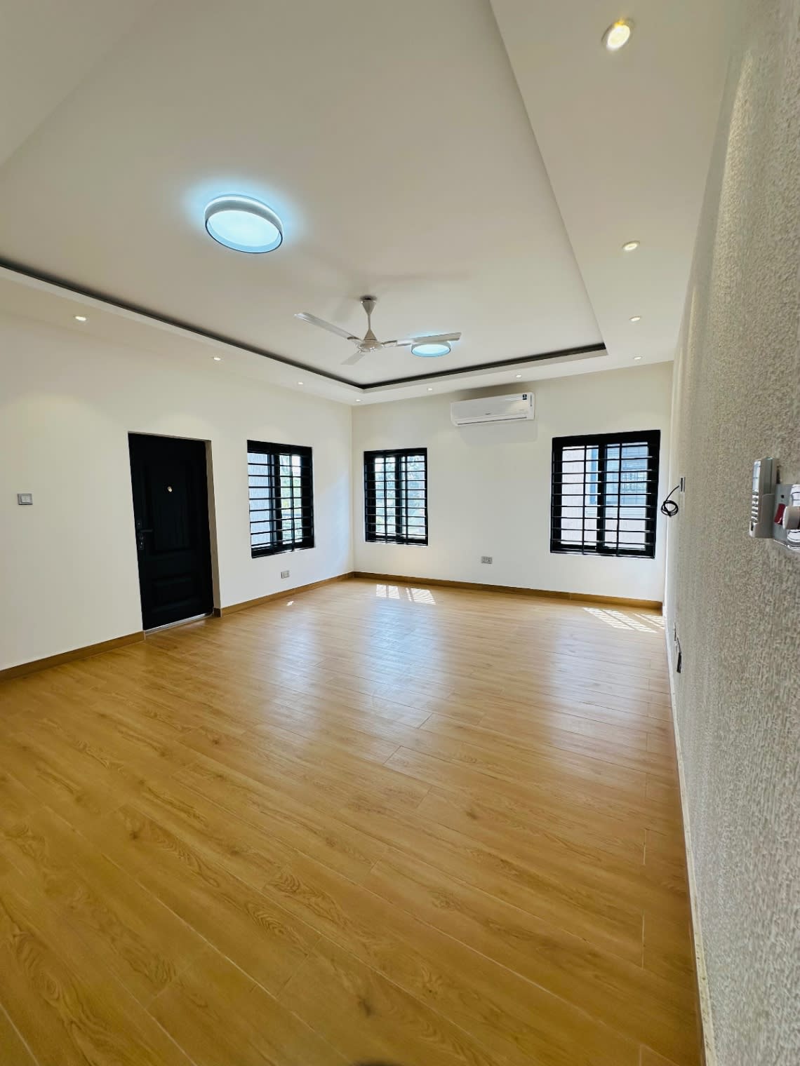4 bedroom house in North Legon - image 10