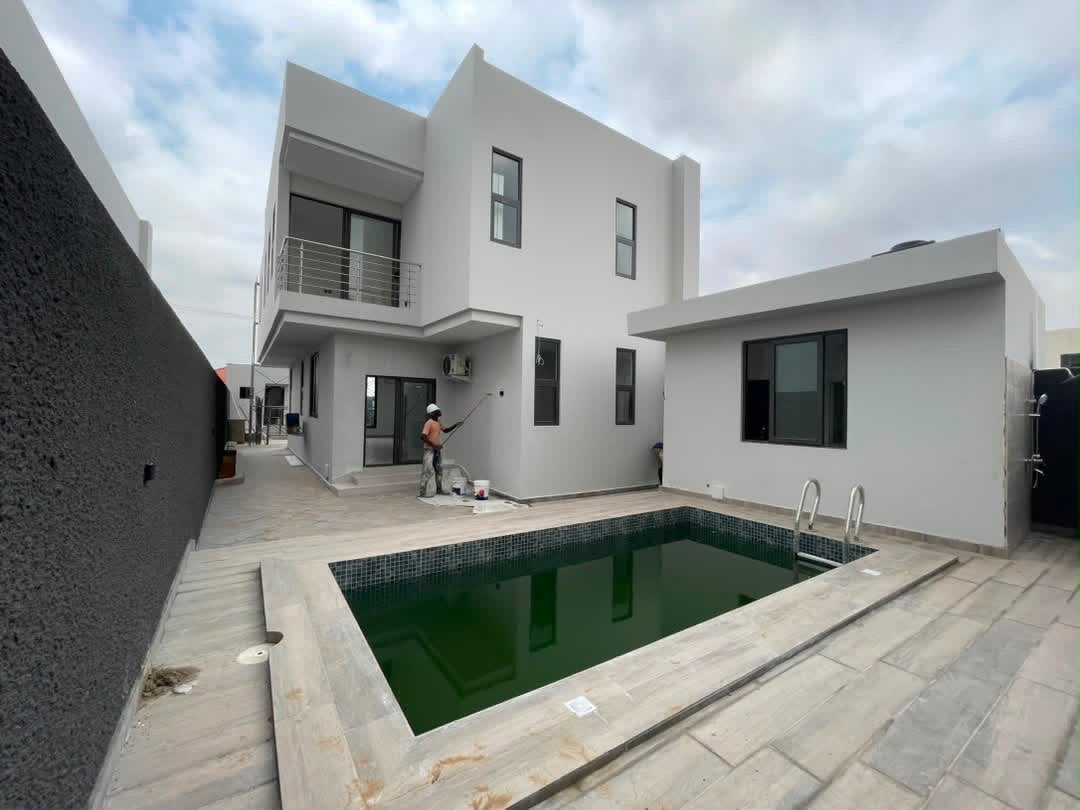4 bedroom house in East Legon