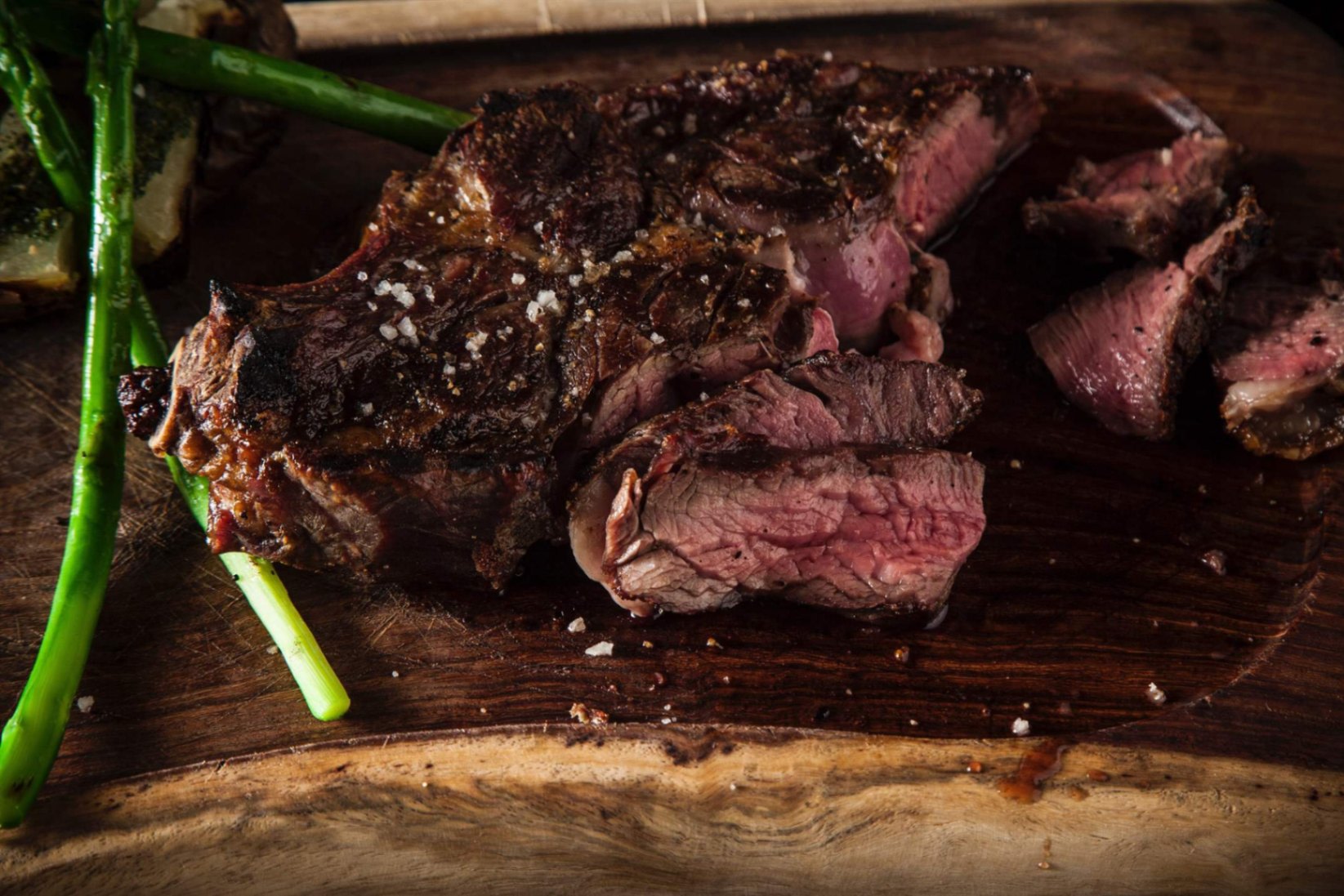 Drinks cuisine at Whiskey Bar Museum, Tel Aviv