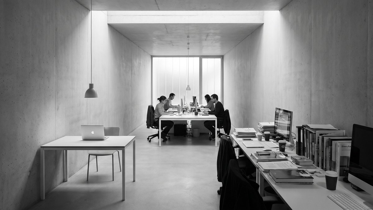 Three workspaces at increasing distances representing three levels of technical leadership involvement