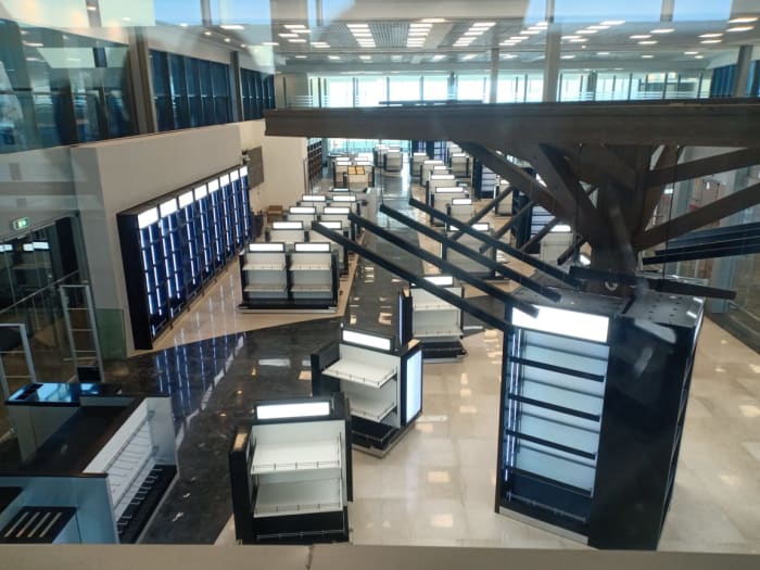 Aviation & Airport Hubs
