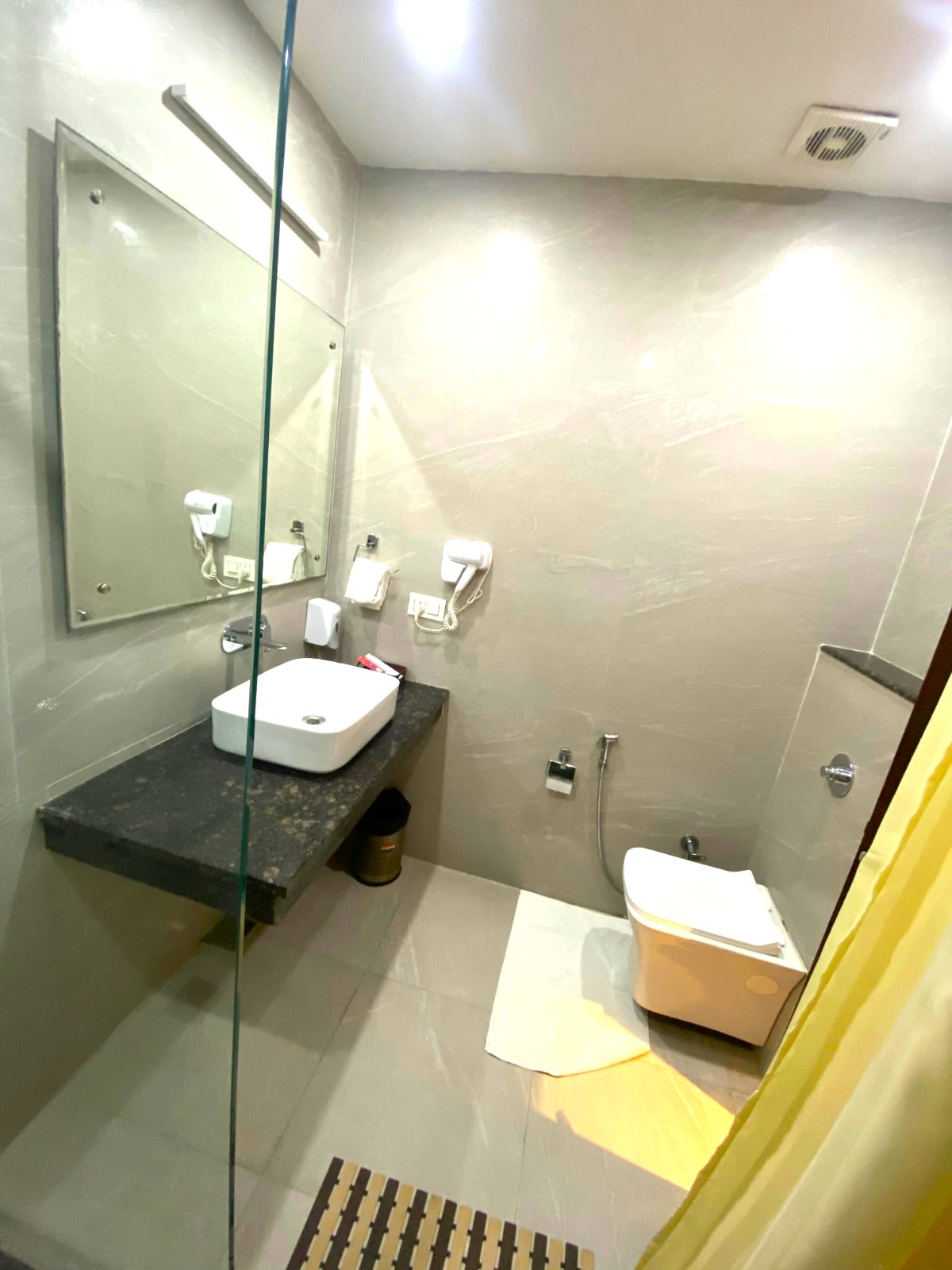 Deluxe Room — view 2