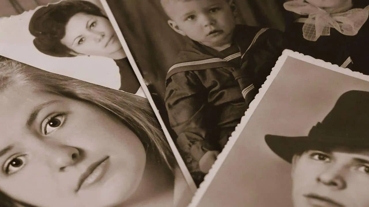 Cousin Connections-How to Find the Living