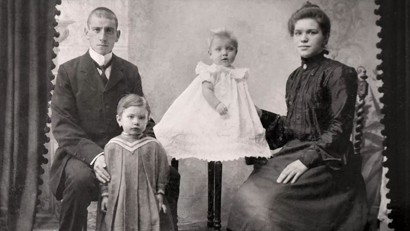 Finding New Cousins and Building Your Family Tree with DNA