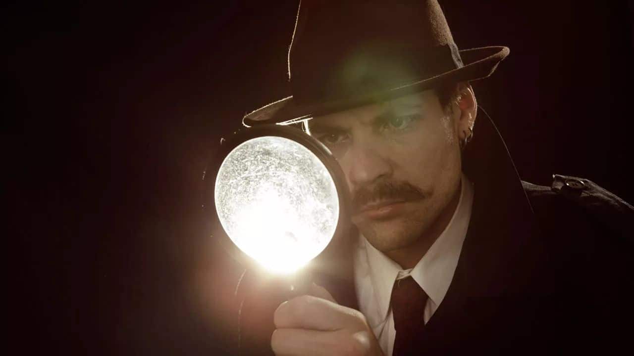 Drawing Insights from Your Family Photos: Using MyHeritage