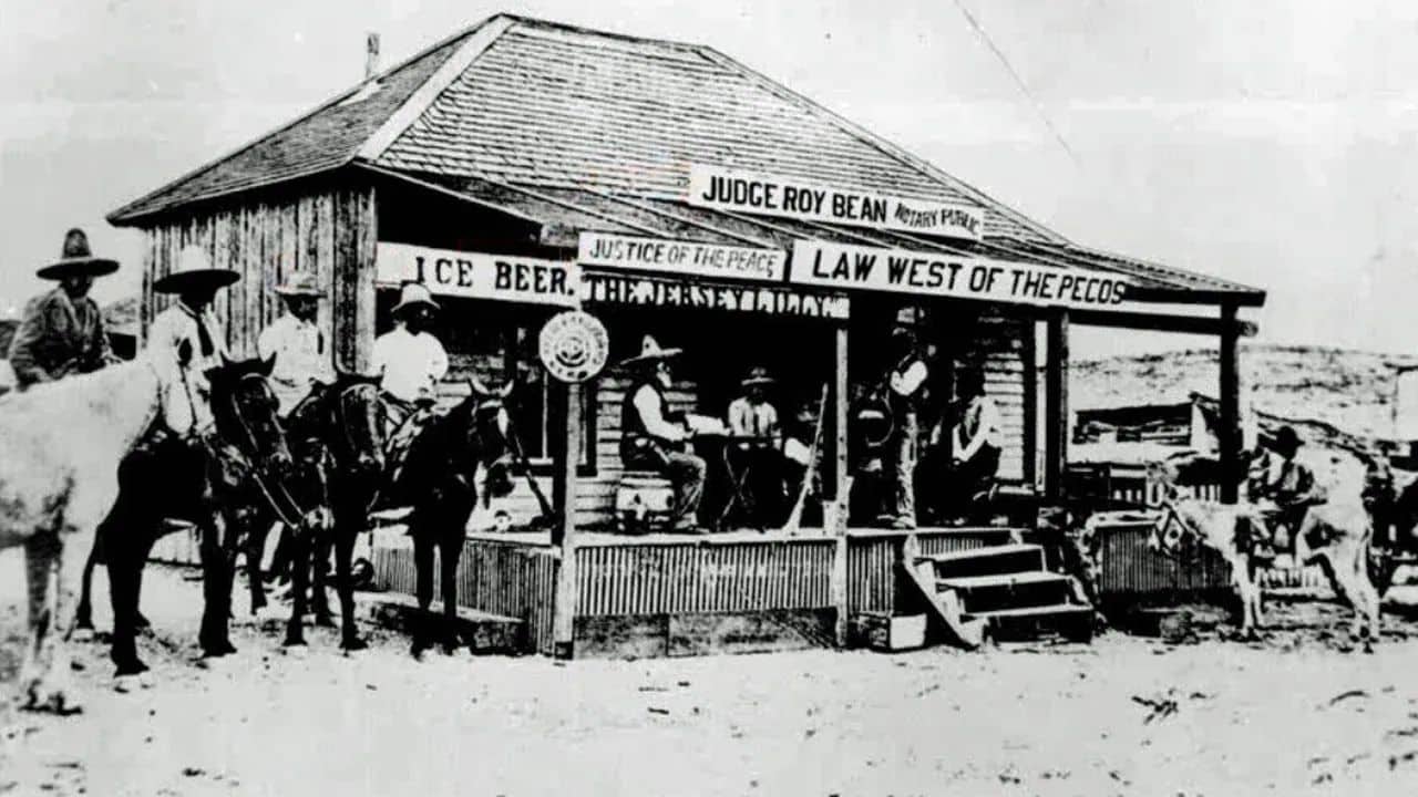 The Gentlemen Judges: Justices of the Peace