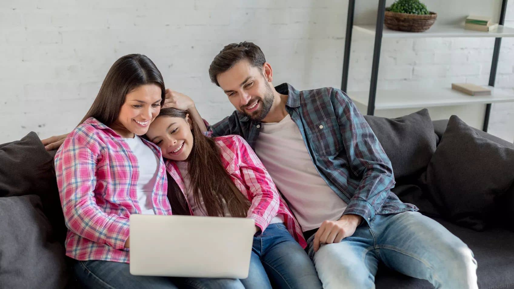 Using Legacy Family Tree to Support Family Groups/Associations