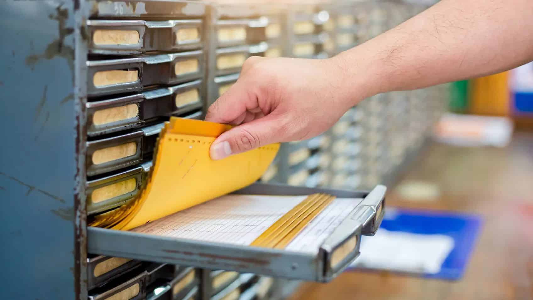 Debunking Misleading Records