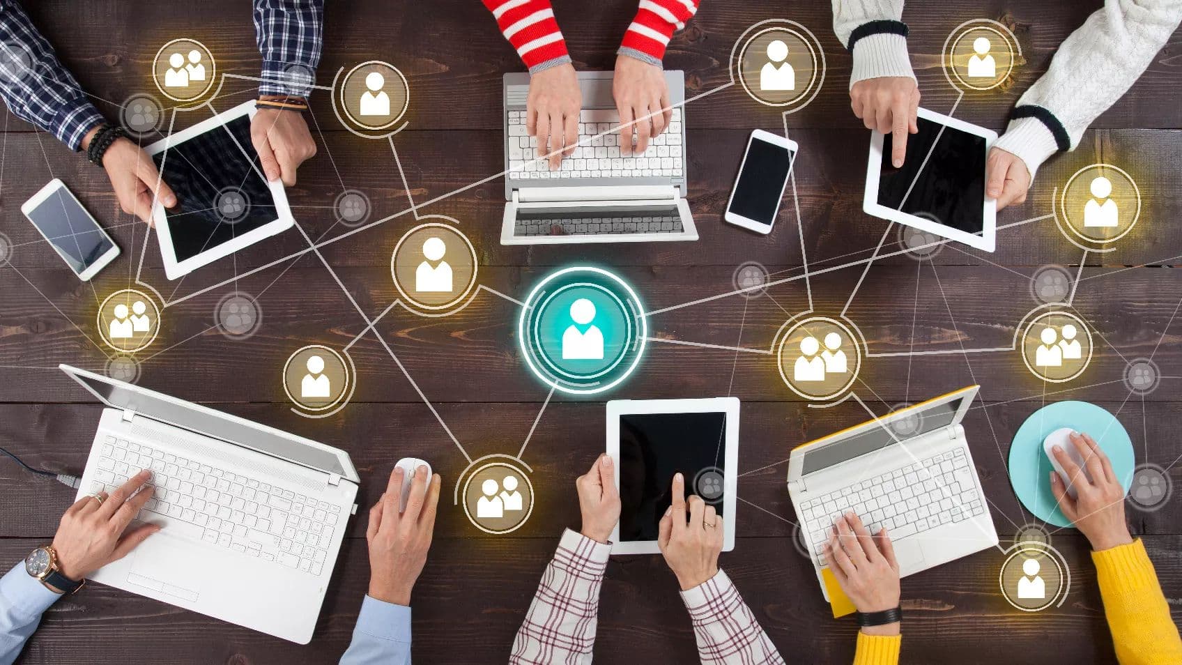 Crowdsourcing with Social Media to Overcome Brick Walls in Genealogy Research