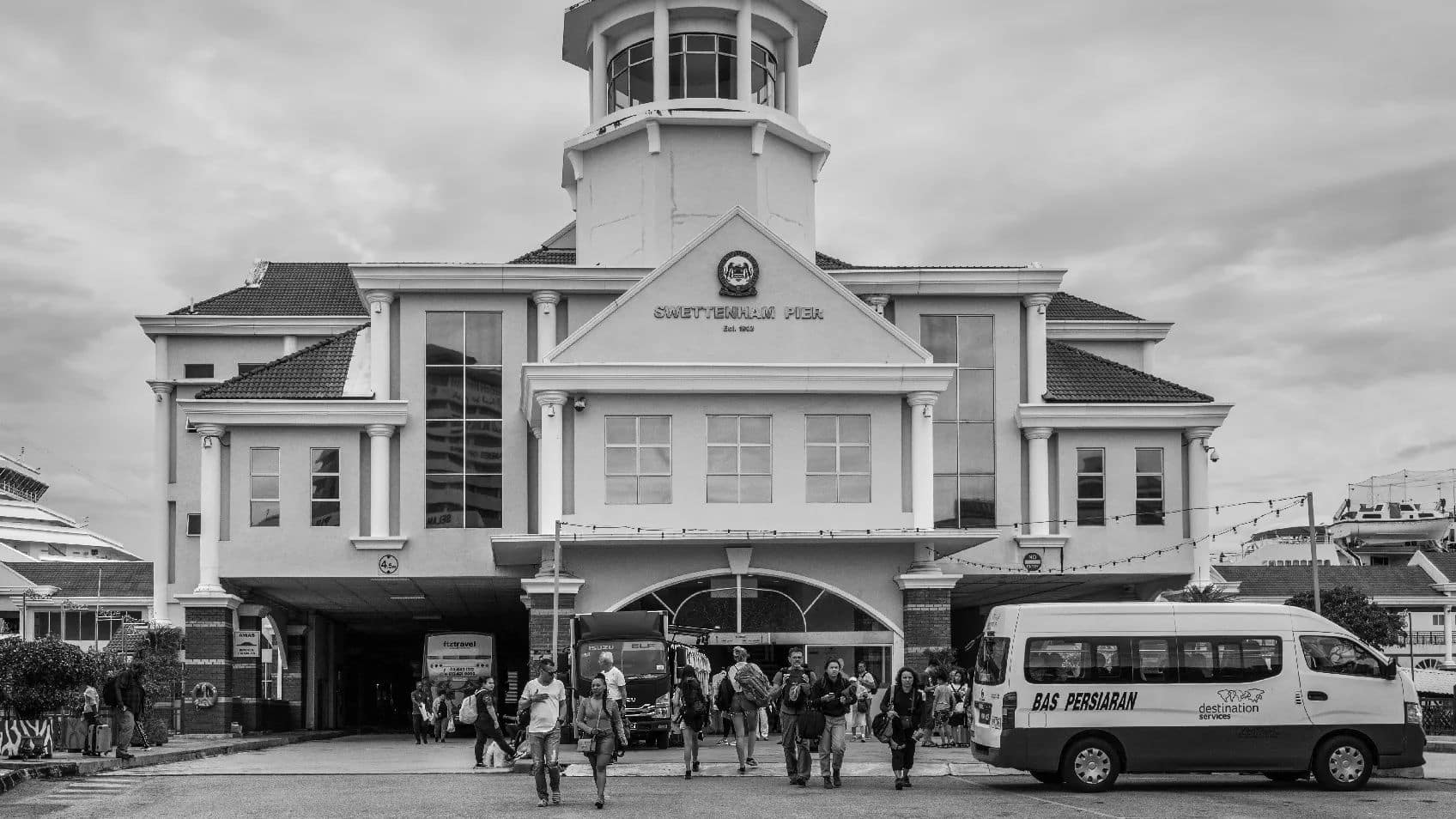 Colonial Immigration - The English Pioneers of Early America