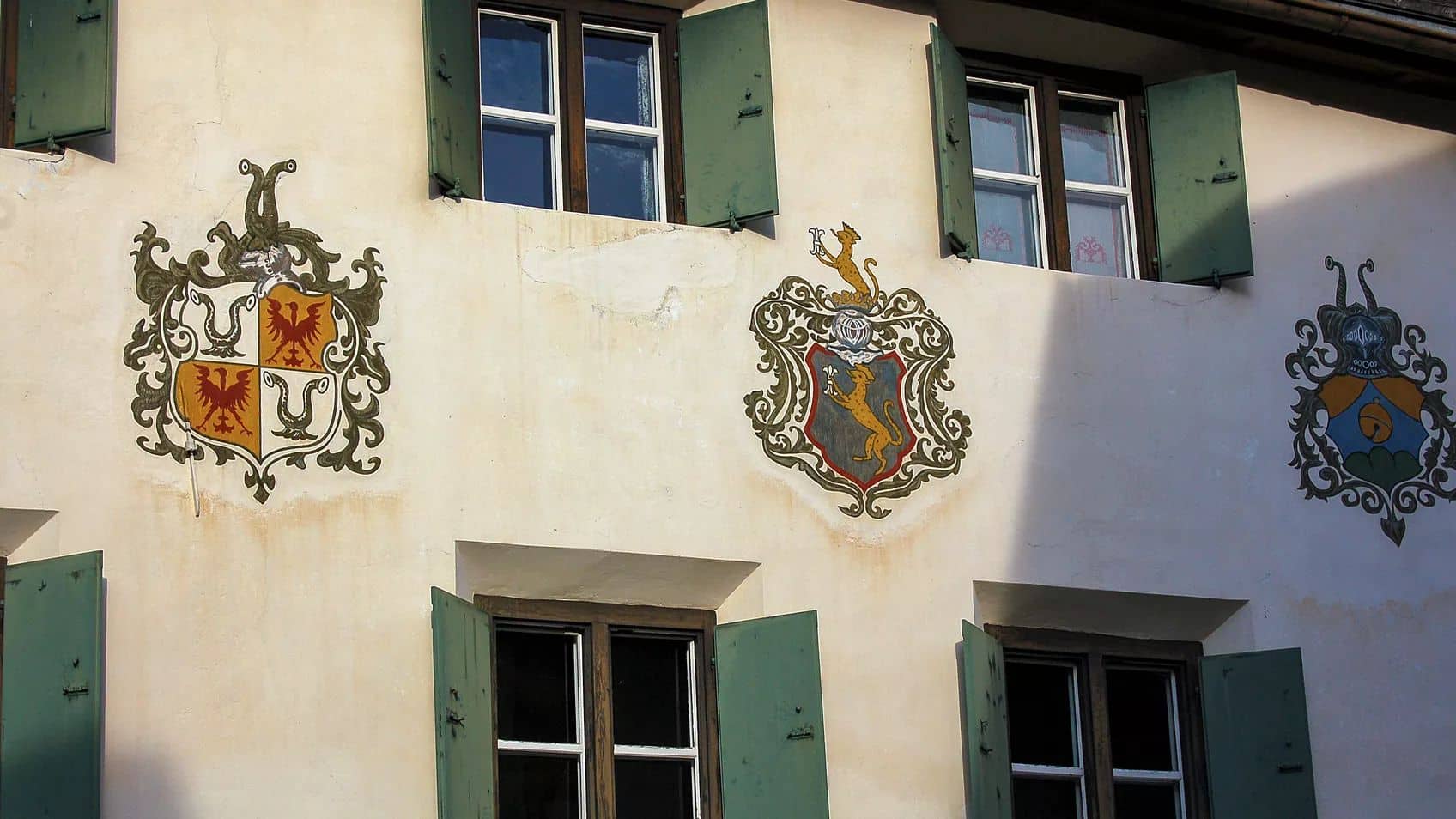 A Genealogist's Guide to Heraldry