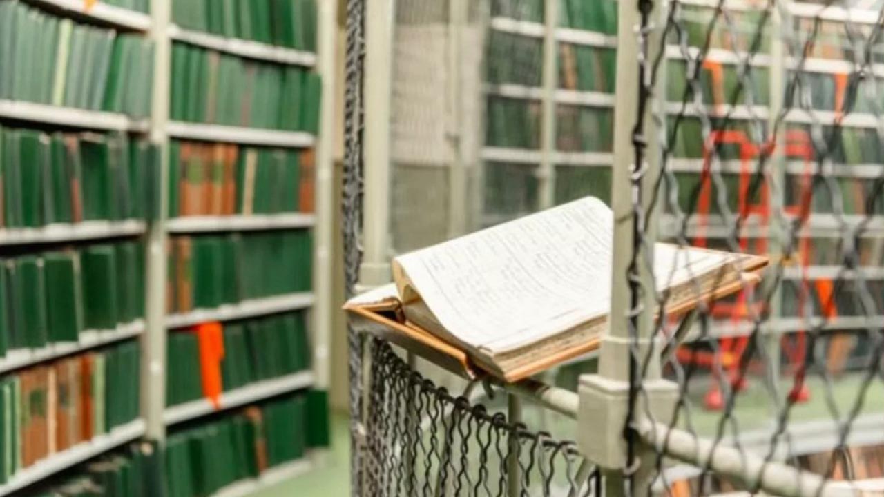 Scottish Genealogy: Finding and Understanding Civil Registration Records