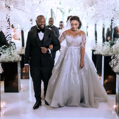 💍 Your Story Deserves a Grand Setting. image