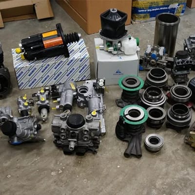 Get the Right Parts for Your Commercial Vehicles image