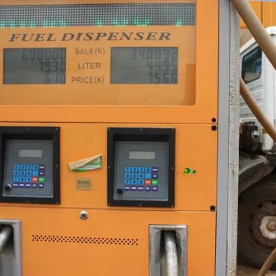 Servicing of fuel systems image
