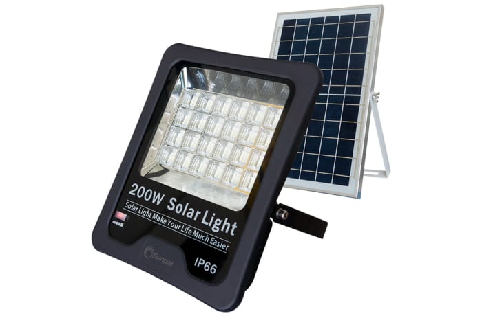 200 watts solar flood light 2025