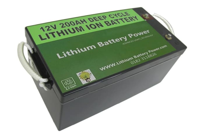 lithium-ion-solar-battery-solahybrid