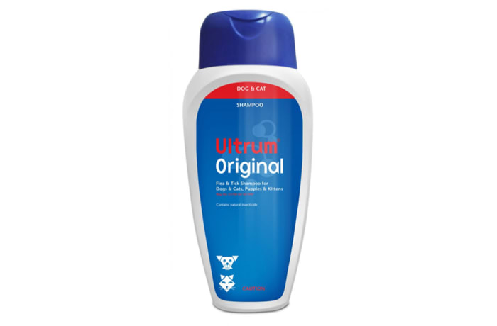 Marltons tick and flea shampoo hotsell