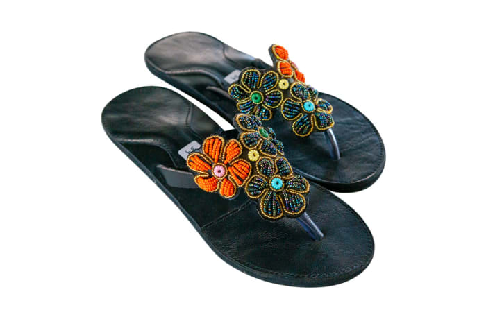 Tanzanian Ladies Leather Slippers with Flowers & with Beads